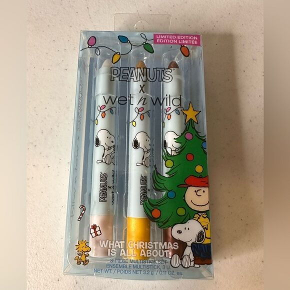 Wet n wild Christmas snoopy collection - Picture 3 of 7